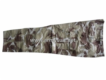 camouflage uniform,army uniform,army clothes,army clothing,military uniform,military clothing,military clothes