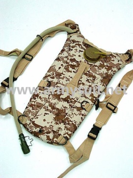 hydration pack Digital Desert Camo