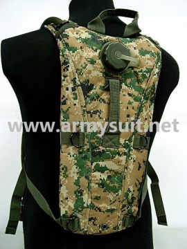 hydration pack  Digital woodland