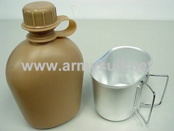1Qt Canteen Water Bottle w/Pouch & Cup Multi Camo
